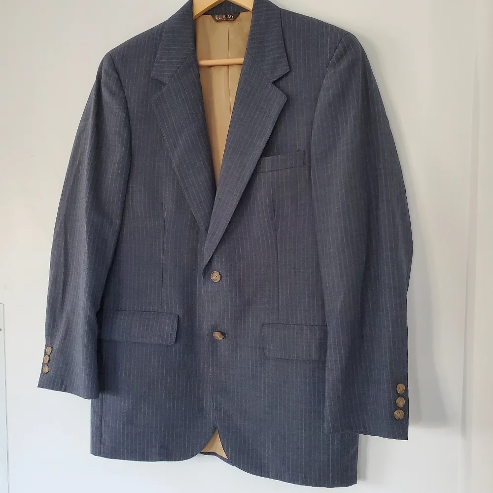 BILL BLASS Vintage Men Sz 40R 100% Wool Gray Blue Pin Stripe Jacket Sport Coat
